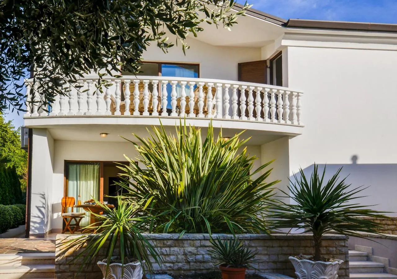Apartments Villa Rosi Ουμάγκ