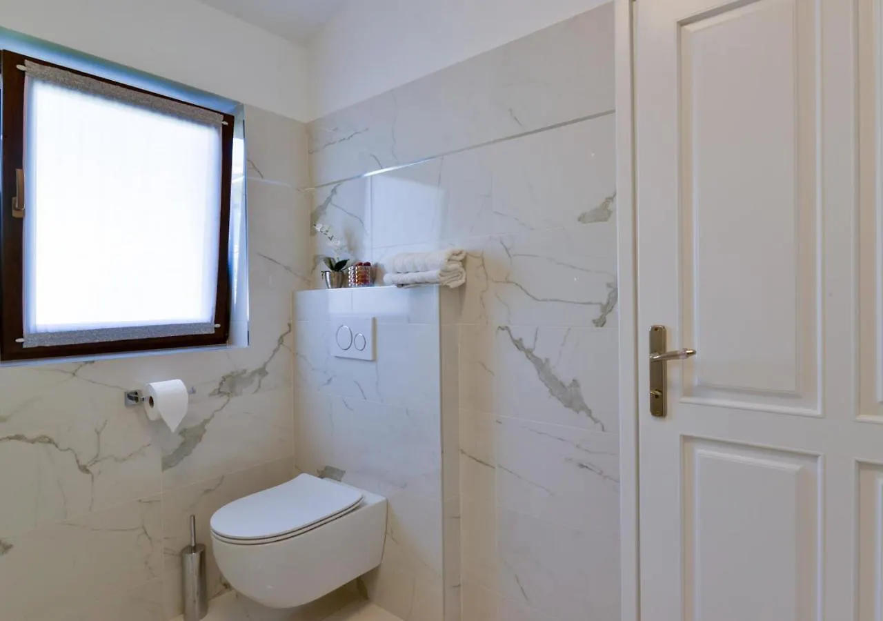 Apartments Villa Rosi Ουμάγκ 0*,  Κροατία